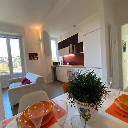 Kibilu - Viale Regina Margherita * Milan