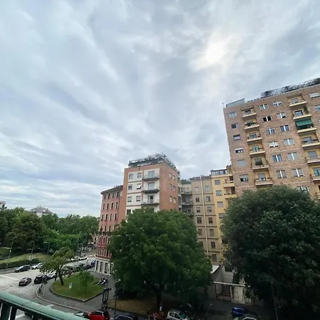 Apartment Kibilu - Viale Regina Margherita Milan